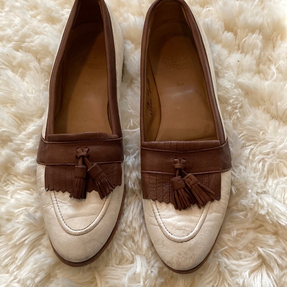 Allen Edmonds Eva Loafers White and Brown Sz:10 AAAA VERY RARE